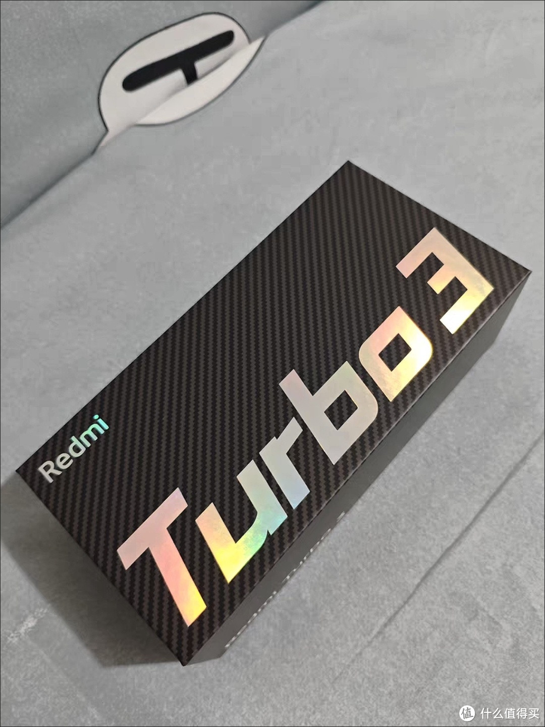 Redmi Turbo 3：性能小旋风，中端新霸主